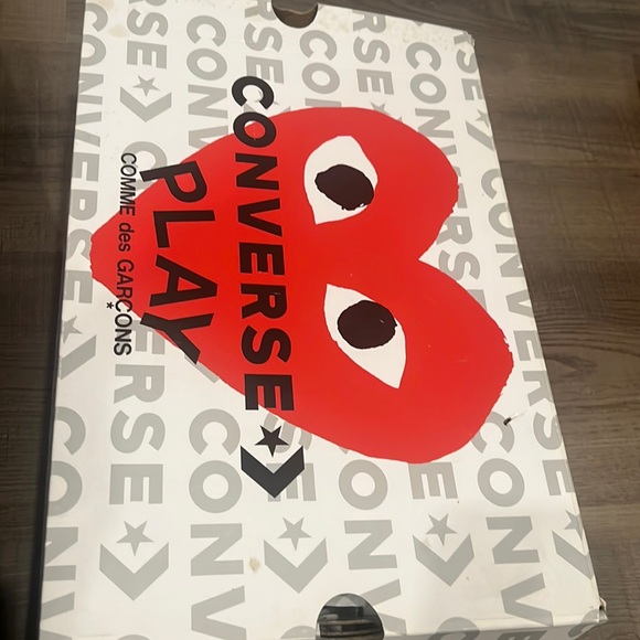 Like new wore once converse play comme des Garcons sneakers - Picture 1 of 6